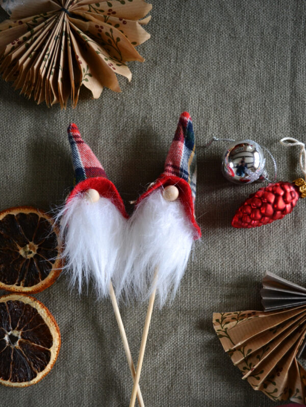 tomte | Sandborgs trädgård
